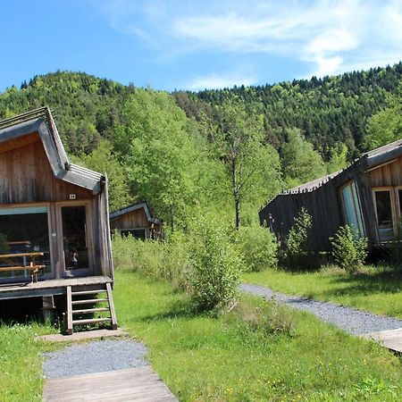 Camping Des Lacs*** Villa Celles-sur-Plaine Exterior photo